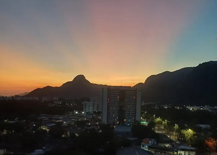 Apartamento Em Jacarepagua Com Varanda E Vista Deslumbrante